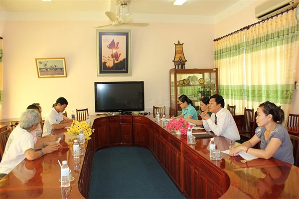 Dong Thap University warmly welcomed the delegation of Donkoi Child Development Center, Laos