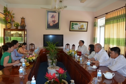 THE DELEGATION FROM VIET NAM TRADE INTERNATIONAL IN NETHERLANDS PAID A VISIT TO DONG THAP UNIVERSITY