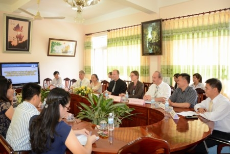 Potential cooperation with Tuong lai Media Technology Corporation  on Social work training 
