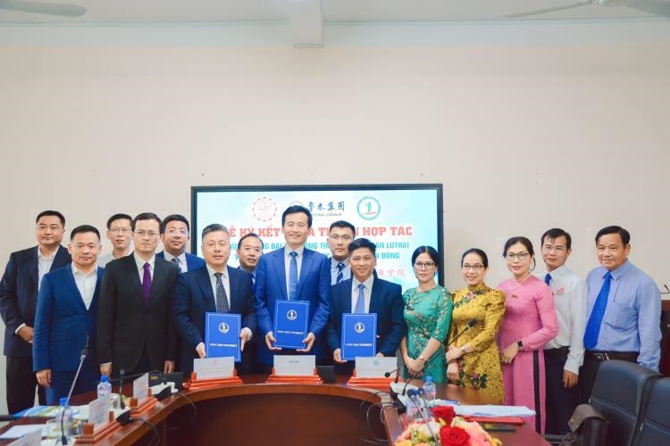 DONG THAP UNIVERSITY SIGNS A COOPERATION AGREEMENT WITH LUTHAI GROUP AND SHANDONG VOCATIONAL COLLEGE OF SCIENCE AND TECHNOLOGY