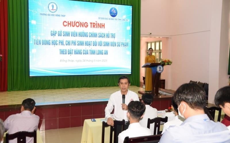 MORE THAN 4,600 PEDAGOGY STUDENTS AT DONG THAP UNIVERSITY RECEIVE LIVING COST SUPPORT