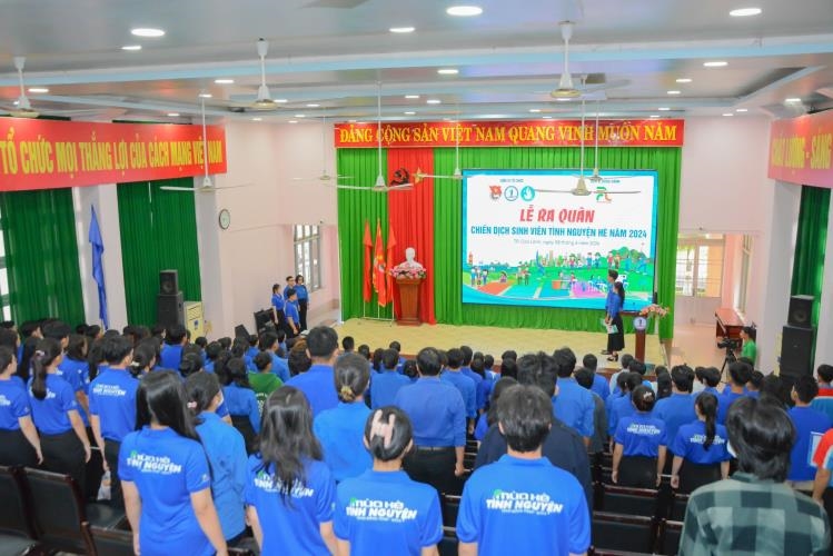DONG THAP UNIVERSITY LAUNCHES 2024 SUMMER YOUTH VOLUNTEER CAMPAIGN 