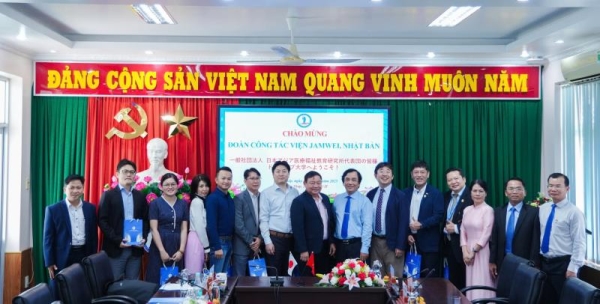 DONG THAP UNIVERSITY WELCOMES AND WORKS WITH THE JAPAN ASIA MEDICAL WELFARE EDUCATION INSTITUTE (JAMWEI)