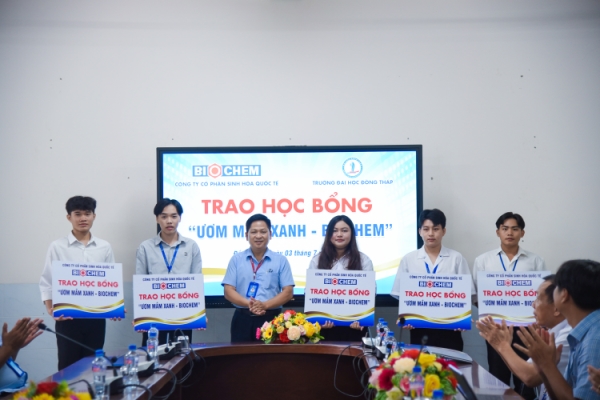 BIOCHEM - GREEN NURTURING SCHOLARSHIPS AWARDED TO DISADVANTAGED STUDENTS