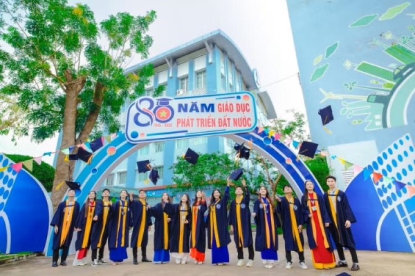 Teacher training majors at Dong Thap University have the highest admission score thresholds